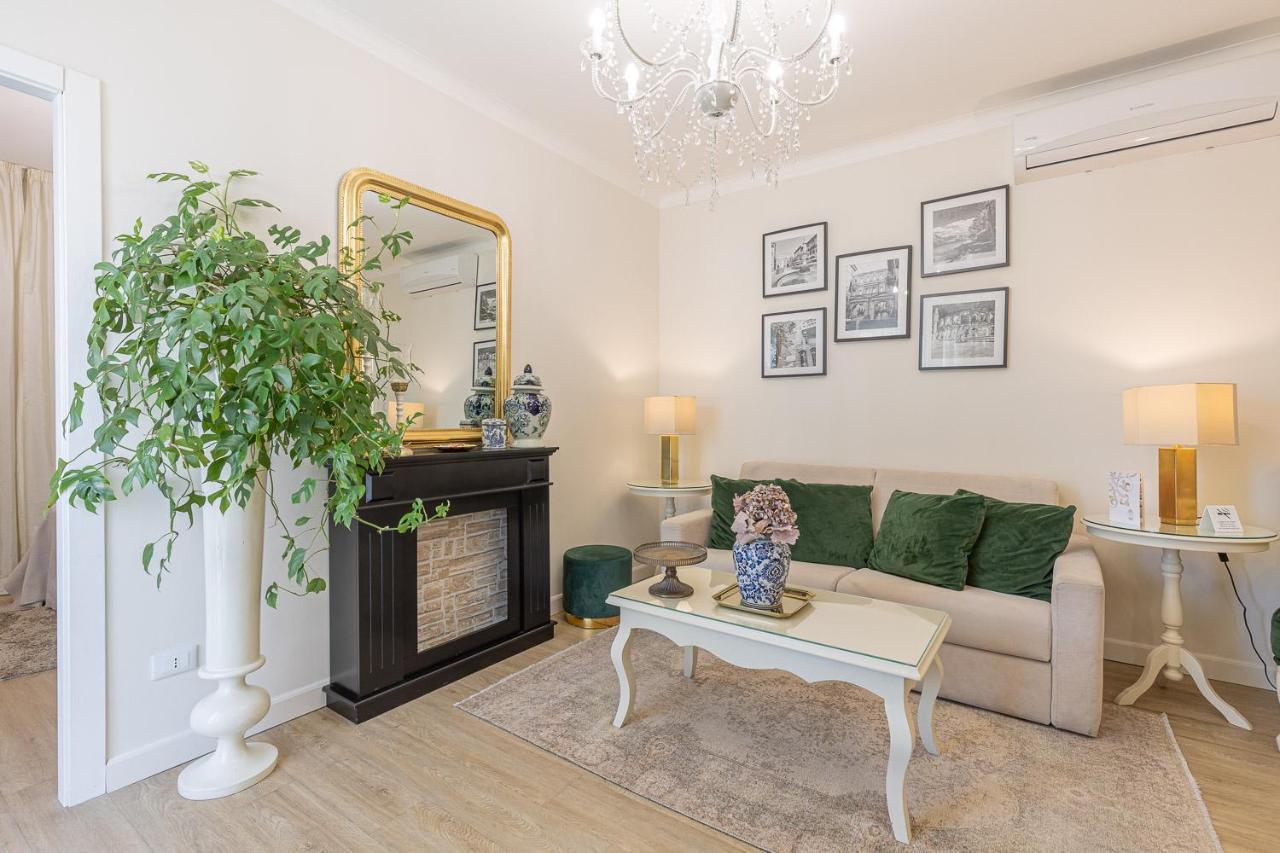 Crys: Apartments, Holiday, Business, Verde Verona Exterior foto