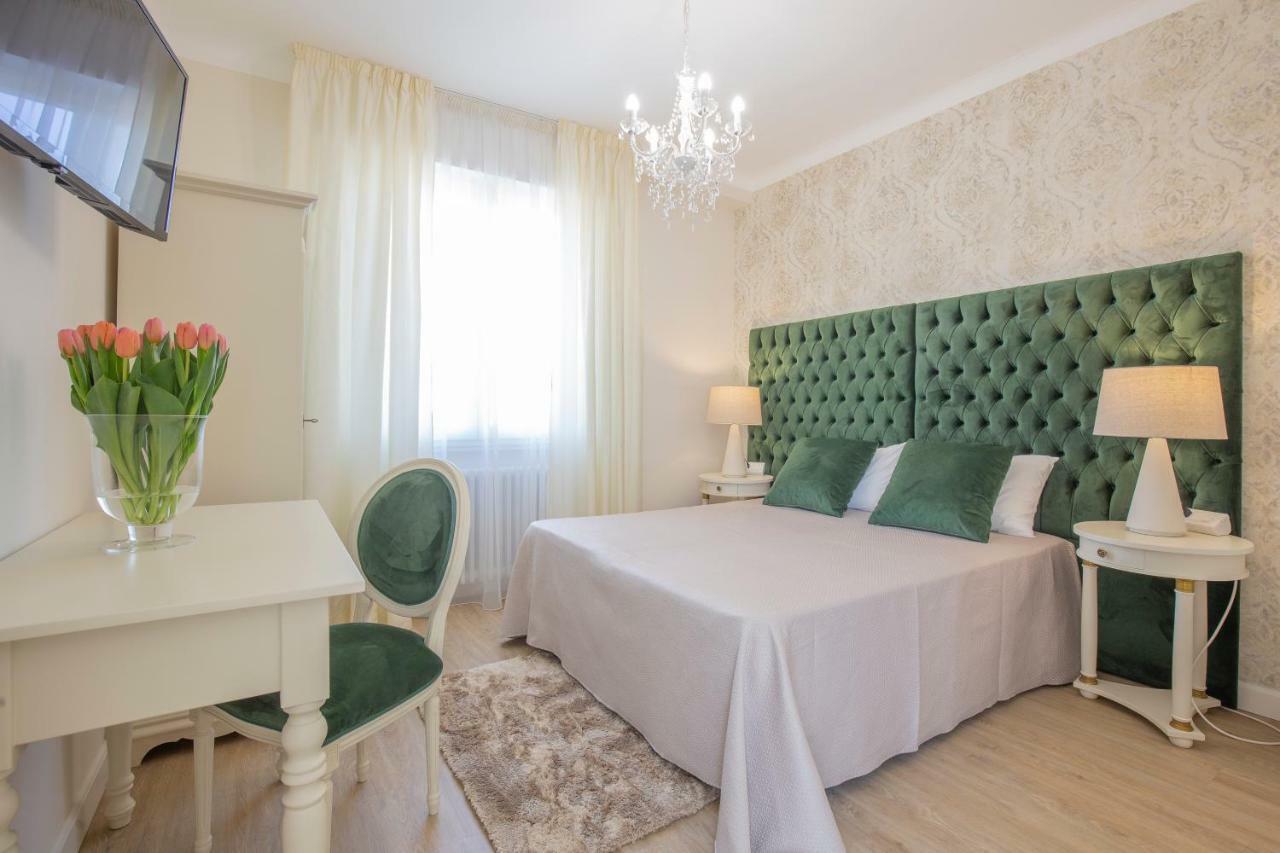 Crys: Apartments, Holiday, Business, Verde Verona Exterior foto
